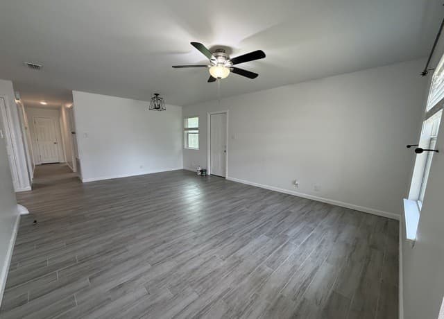 3-bedroom rental at 149 Oak Groves in Boerne, TX — photo 5