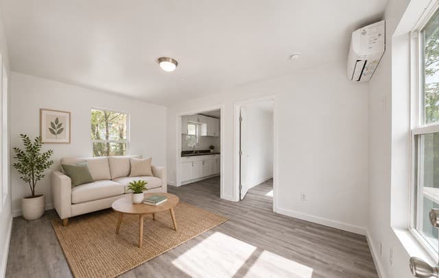 2-bedroom rental at 2721 Colima St in San Antonio, TX — photo 4