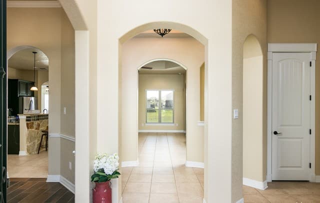 3-bedroom rental at 30406 Cibolo Run in Fair Oaks Ranch, TX — photo 5