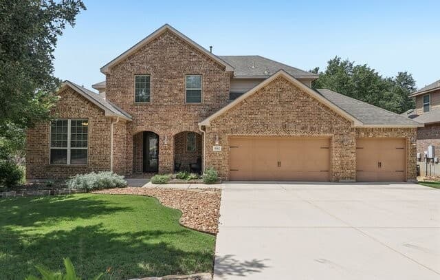 4-bedroom rental at 8902 River Trace in San Antonio, TX — photo 1