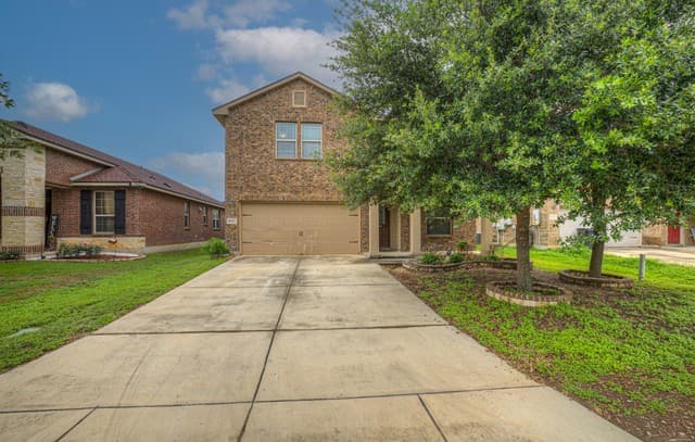 3-bedroom rental at 8423 Meri Leap in San Antonio, TX — photo 1