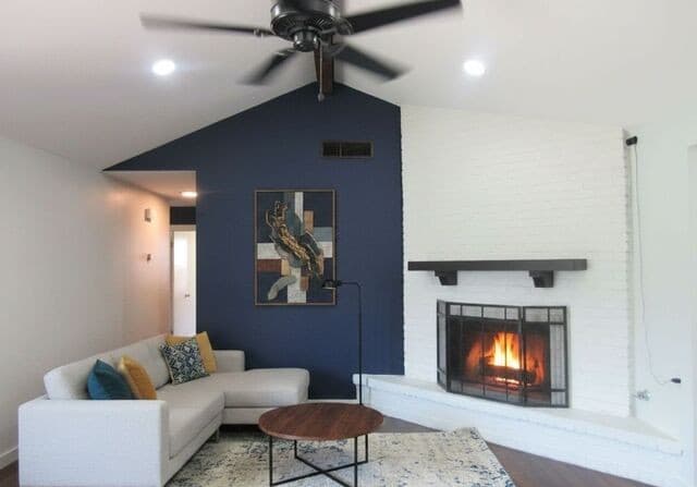 4-bedroom rental at 6275 Ridgebrook St in San Antonio, TX — photo 4