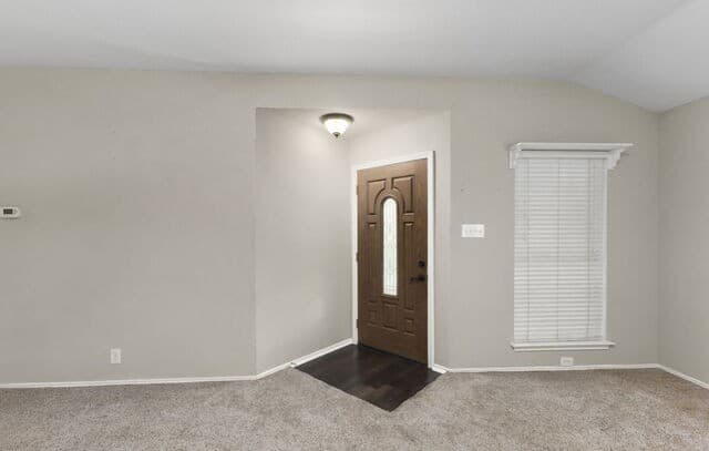 3-bedroom rental at 5131 Stormy Hls in San Antonio, TX — photo 3