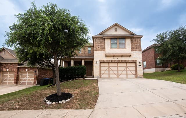 4-bedroom rental at 21207 Leslie Carson in San Antonio, TX — photo 1