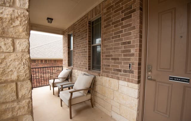 4-bedroom rental at 21207 Leslie Carson in San Antonio, TX — photo 4