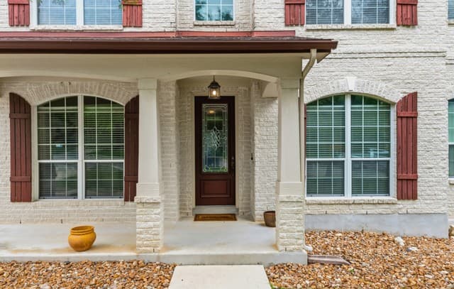 4-bedroom rental at 2460 James Agee in Schertz, TX — photo 4
