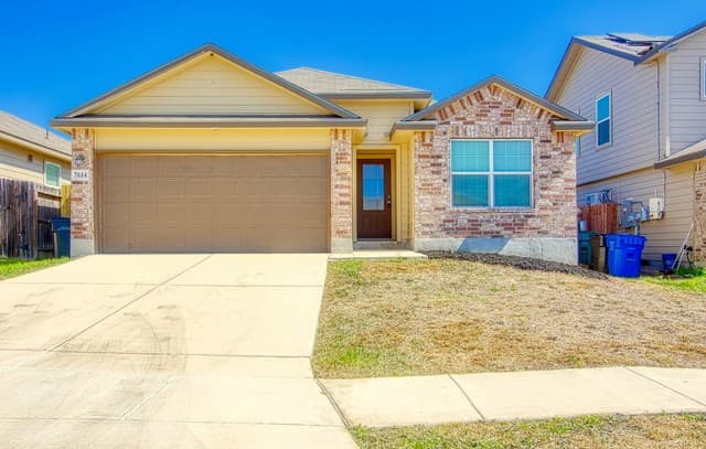 3-bedroom rental at 7614 Eclipse Mark in San Antonio, TX — photo 1