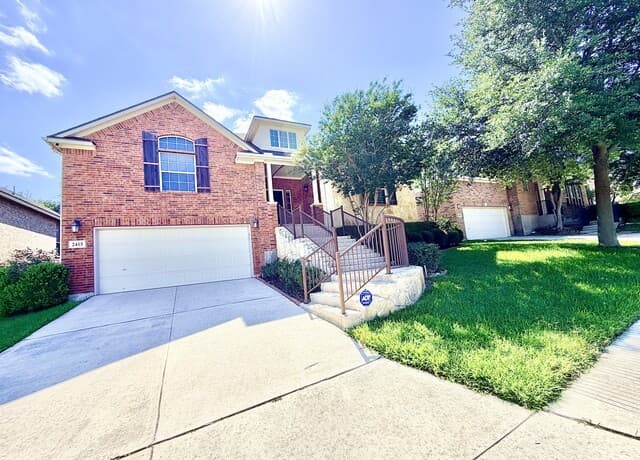 3-bedroom rental at 2415 Cortona Mist in San Antonio, TX — photo 4