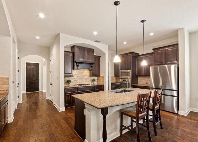 4-bedroom rental at 27211 Smokey Chase in Boerne, TX — photo 3