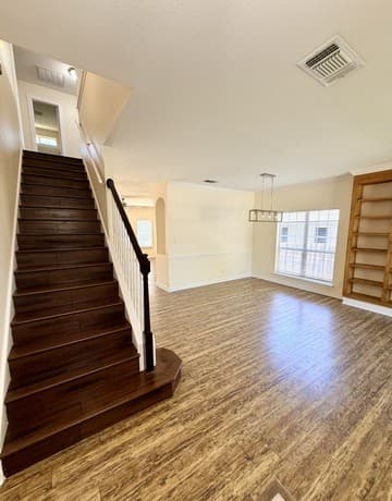 4-bedroom rental at 6306 Stable Farm in San Antonio, TX — photo 5