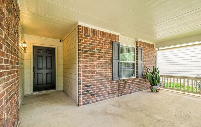 3-bedroom rental at 9935 Gazelle Frst in San Antonio, TX — photo 3