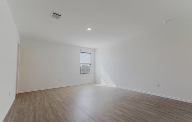 3-bedroom rental at 223 Presidio Pl in San Antonio, TX — photo 3