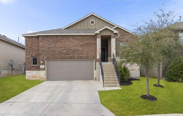 4-bedroom rental at 6211 Fox Peak Dr in San Antonio, TX — photo 1