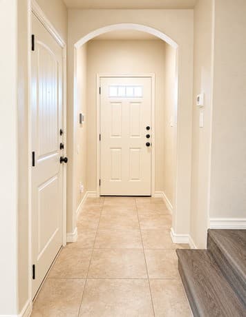 rental at 6946 Lakeview Dr. in San Antonio, TX — photo 2