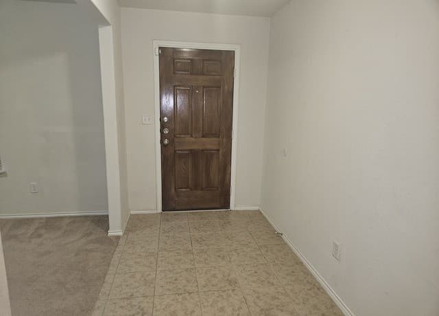 5-bedroom rental at 178 Hidden Knoll in Selma TX