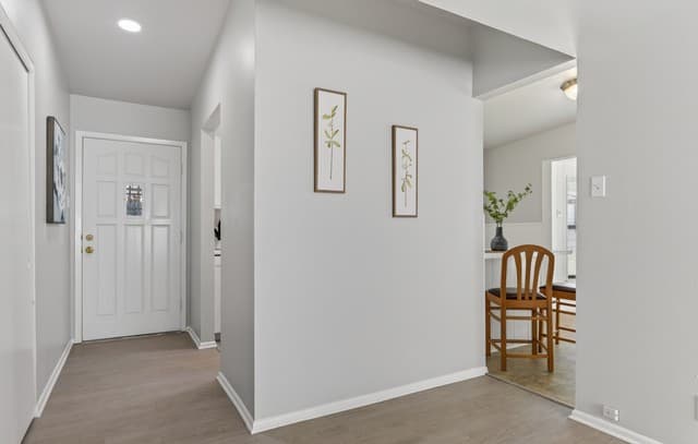 3-bedroom rental at 1015 Mount Serolod Dr in San Antonio, TX — photo 3