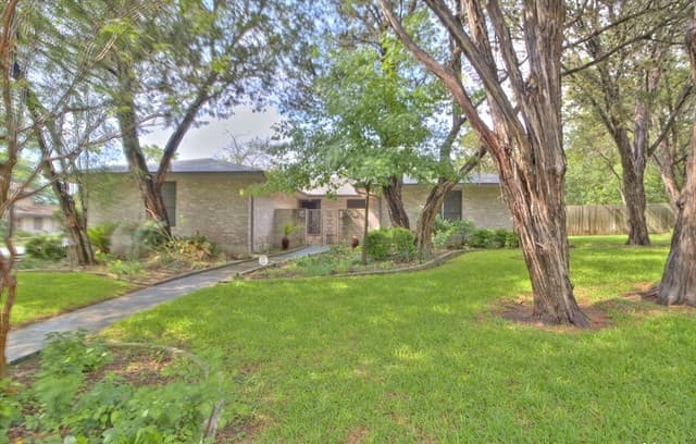 3-bedroom rental at 611 Morning Hill St in San Antonio TX