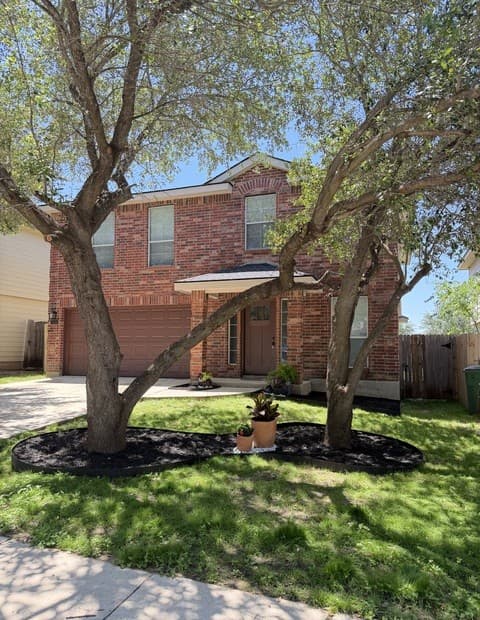 3-bedroom rental at 7426 Draco Leap in San Antonio, TX — photo 1