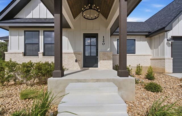 3-bedroom rental at 120 Ash Pkwy in La Vernia, TX — photo 5