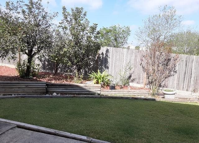 4-bedroom rental at 7307 Tamburo Trl in San Antonio, TX — photo 3