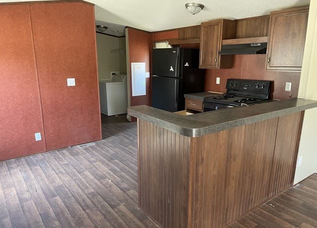 2-bedroom rental at 224 Oak View Dr in La Vernia, TX — photo 5
