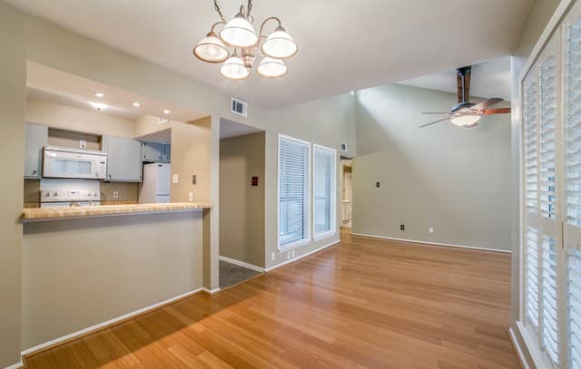 2-bedroom rental at 3843 Barrington St Unit 242K in San Antonio, TX — photo 5