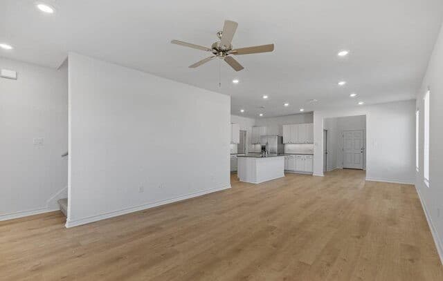 5-bedroom rental at 4958 Miagave in San Antonio, TX — photo 5