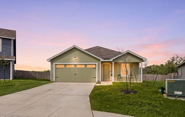 4-bedroom rental at 13643 Turnesa Ter in San Antonio, TX — photo 2