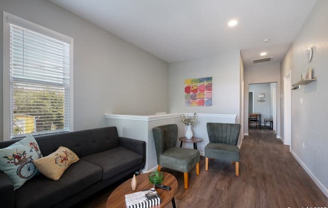 3-bedroom rental at 1116 Muncey Unit 2 in San Antonio, TX — photo 5