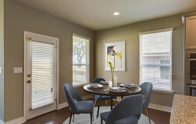 4-bedroom rental at 127 Aberdeen in Boerne, TX — photo 5