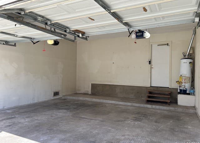 2-bedroom rental at 12619 Woodbrace St in San Antonio, TX — photo 3