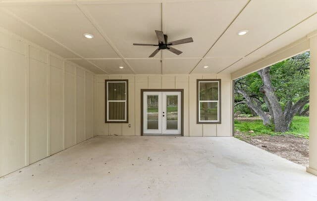 4-bedroom rental at 6471 Hollyhock Rd in San Antonio, TX — photo 3