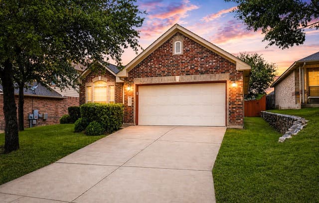 3-bedroom rental at 7647 Mission Haven in Boerne, TX — photo 1