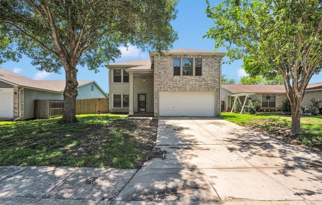 3-bedroom rental at 7518 Myrtle Trail in San Antonio, TX — photo 1