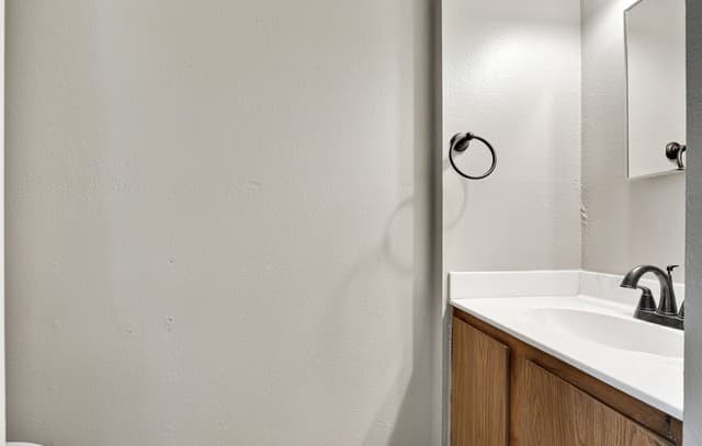 3-bedroom rental at 7518 Myrtle Trail in San Antonio, TX — photo 5