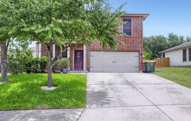 3-bedroom rental at 715 Eagles Gln in Schertz, TX — photo 1