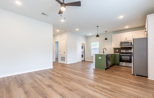 2-bedroom rental at 2346 Dakota St Unit 1101 in San Antonio, TX — photo 4