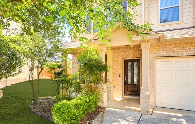 4-bedroom rental at 105 American Flag in Schertz, TX — photo 3