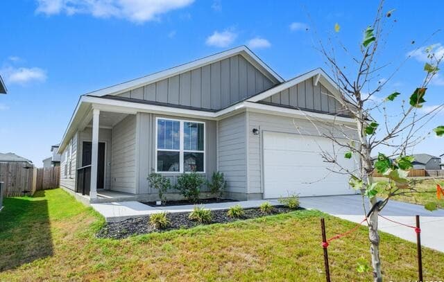 4-bedroom rental at 1339 Entrada De Real in Converse, TX — photo 3