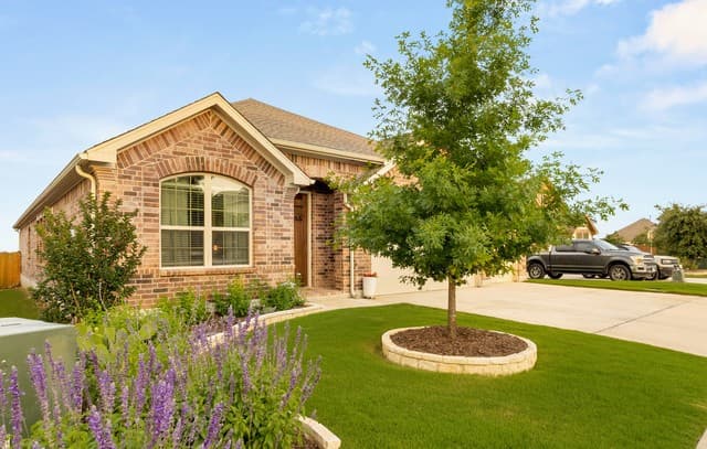 4-bedroom rental at 27906 Azalea Creek in Boerne, TX — photo 5