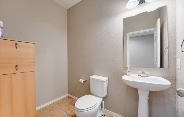 3-bedroom rental at 11710 Meadowood Oaks in San Antonio, TX — photo 5