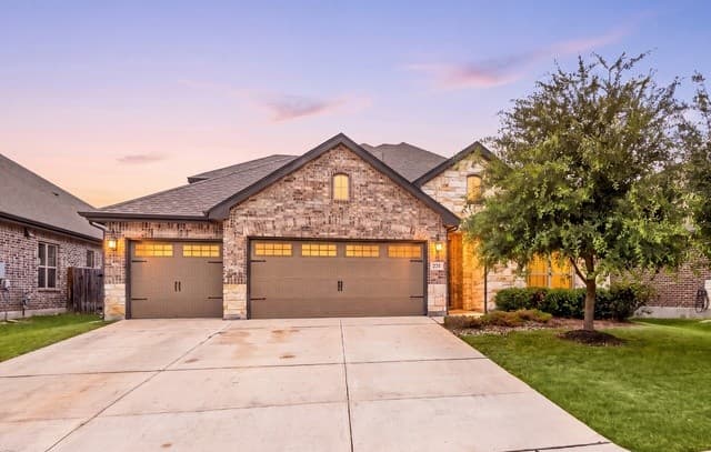 Home for sale at 221 Terramar in Cibolo, TX — photo 2