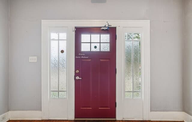 2-bedroom rental at 821 E Quincy St in San Antonio, TX — photo 4