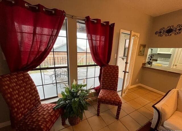 1-bedroom rental at 6100 Woodlake Pkwy Unit 601 in San Antonio, TX — photo 3