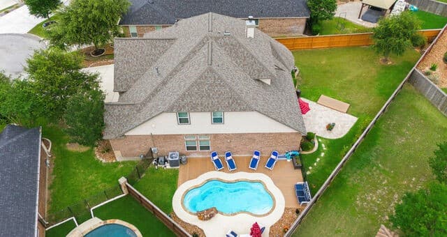4-bedroom rental at 8534 Nichols Rim in Boerne, TX — photo 4