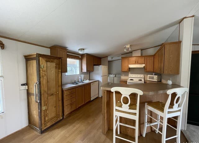 3-bedroom rental at 1061 Spring Branch rd in Spring Branch, TX — photo 5