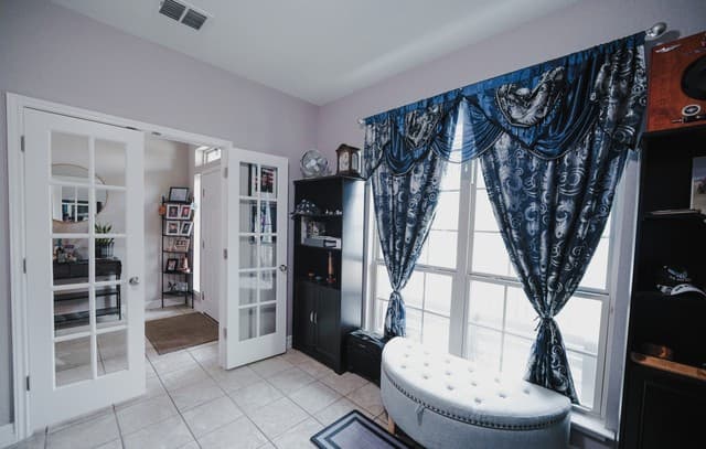 4-bedroom rental at 609 Saddle Villa in Cibolo, TX — photo 3