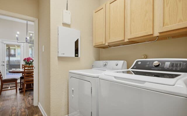 4-bedroom rental at 607 Gazania Fld in San Antonio, TX — photo 4
