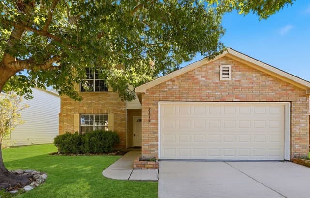 4-bedroom rental at 6114 Rolling Forest Dr in San Antonio, TX — photo 1