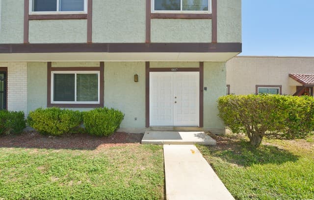 3-bedroom rental at 6607 Crown Rdg in San Antonio, TX — photo 1